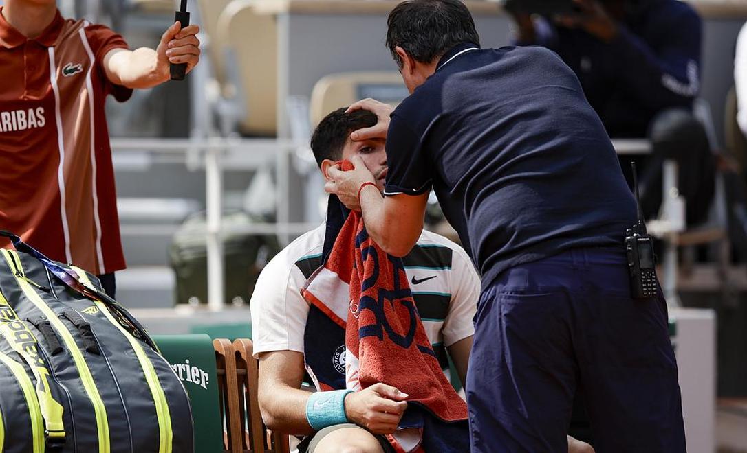 Scout重返赛场，反败为胜首场状态出色，巴塞罗那观众沸腾！热度持续攀升的简单介绍-九游娱乐