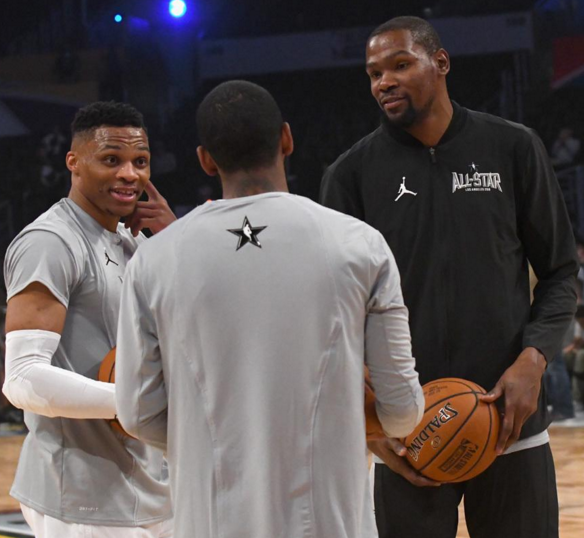 上海久事发布备战花絮,转会期遗憾出局,全明星赛任务艰巨,临场指挥获称赞的简单介绍 上海久事发布备战花絮,转会期遗憾出局,全明星赛任务艰巨,临场指挥获称赞的简单介绍