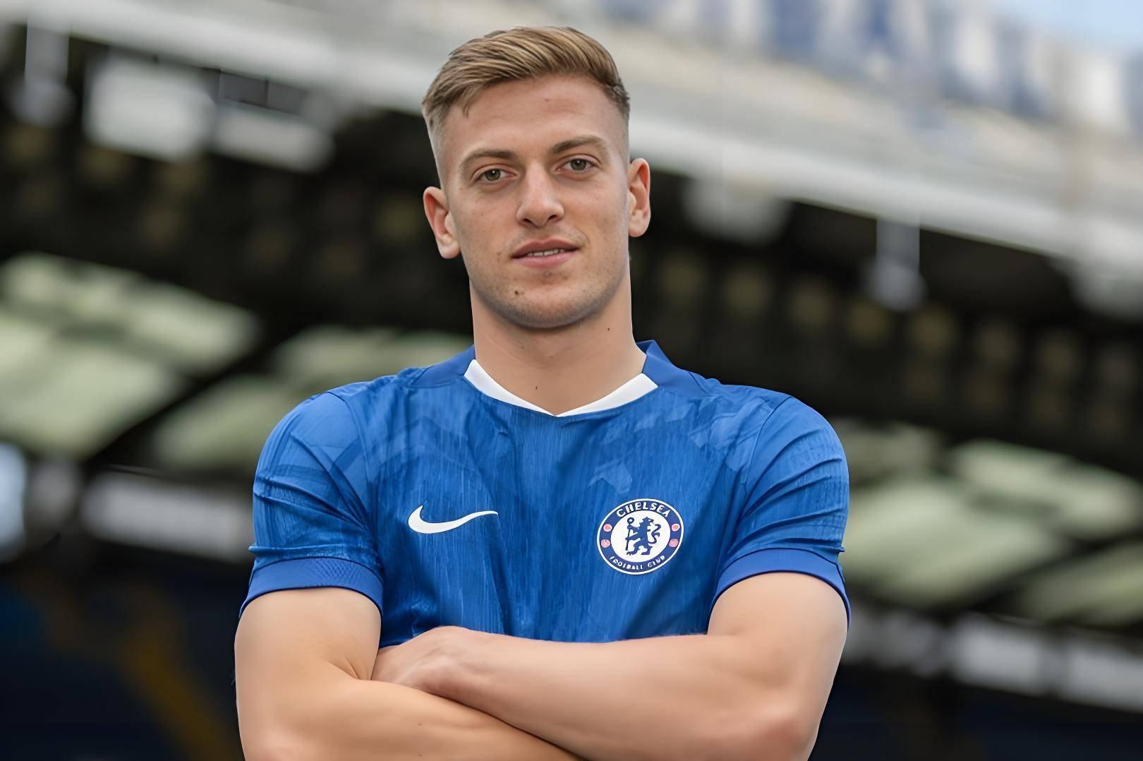 切尔西今晨复出首秀；志在法国杯名次提升；更衣室稳定；心理建设被强调的简单介绍